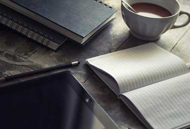 利物浦对阵利兹联预测首发阵容：绍博斯洛伊伤愈回归助力状态回升的红军